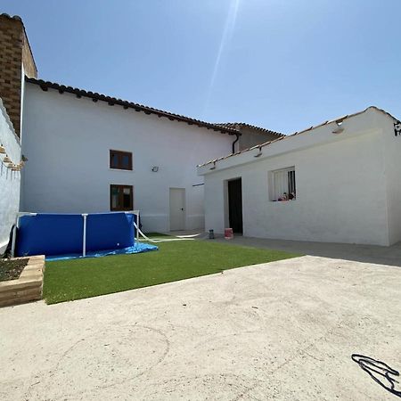 Apartamento Turistico La Torre Santacara ภายนอก รูปภาพ