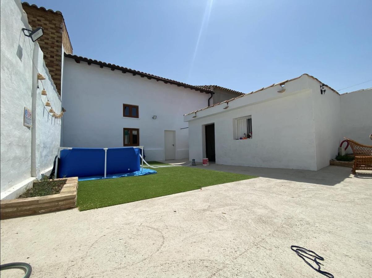Apartamento Turistico La Torre Santacara ภายนอก รูปภาพ
